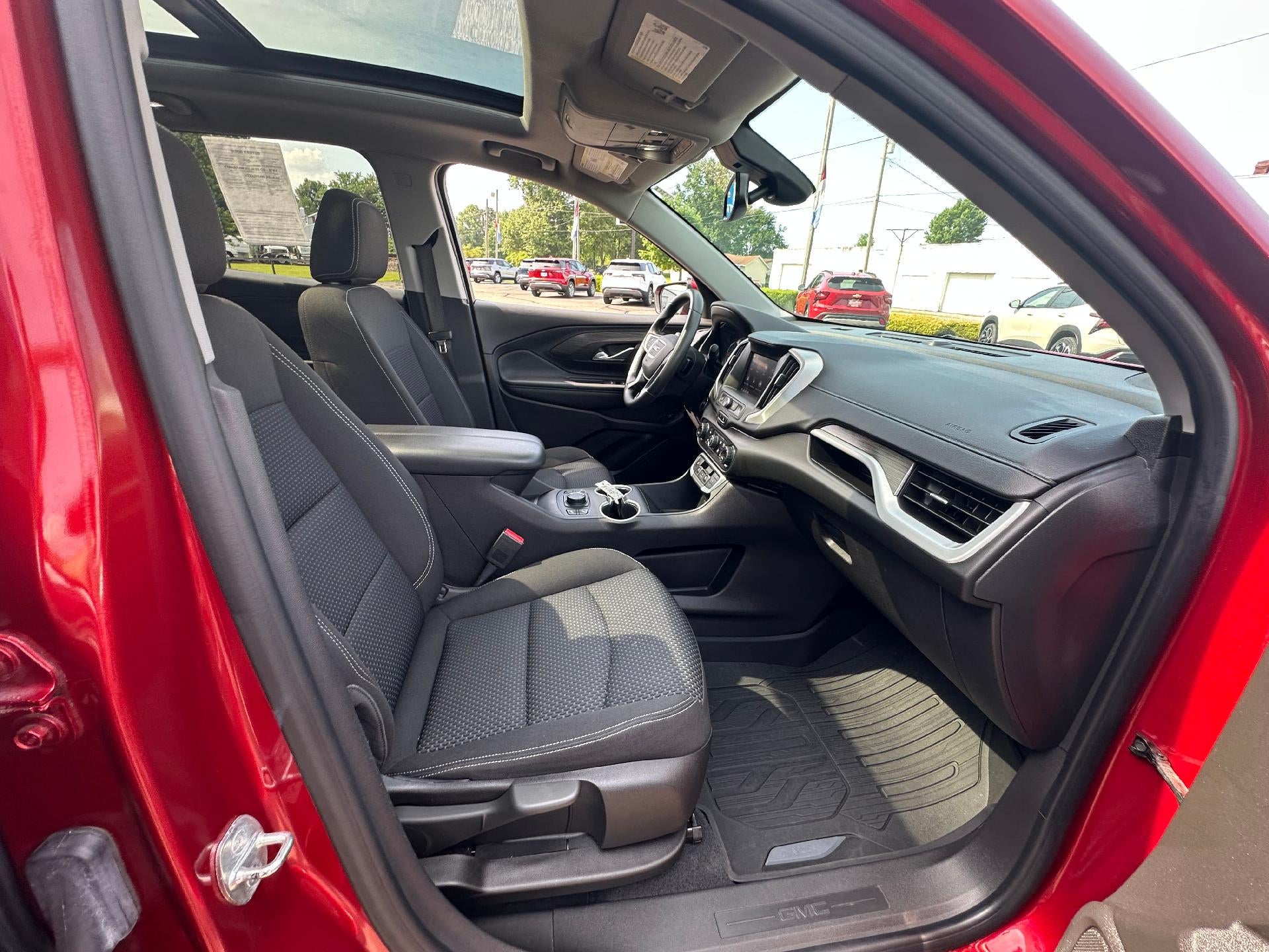 2022 GMC Terrain SLE
