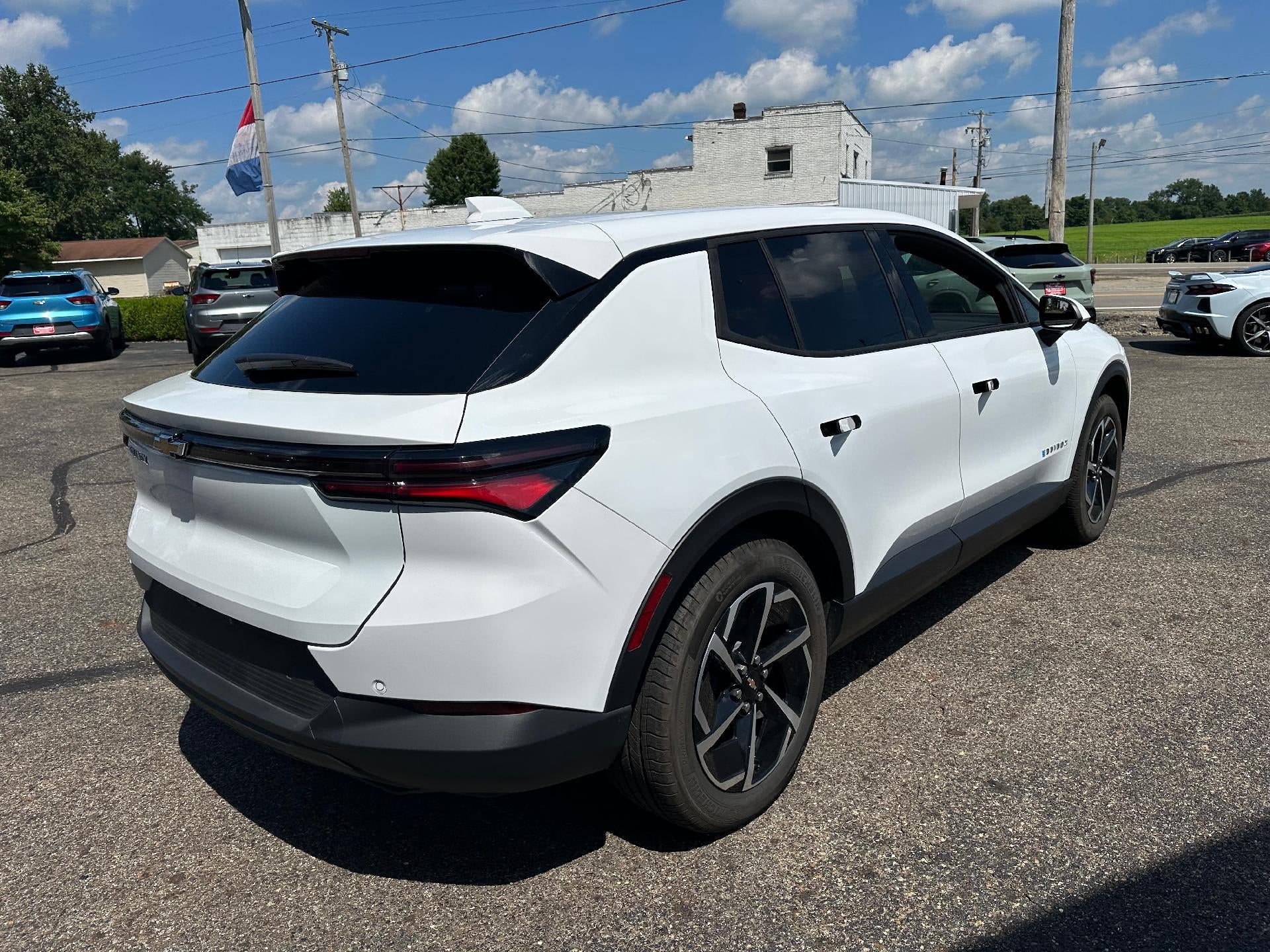 2026 Chevrolet Equinox EV LT
