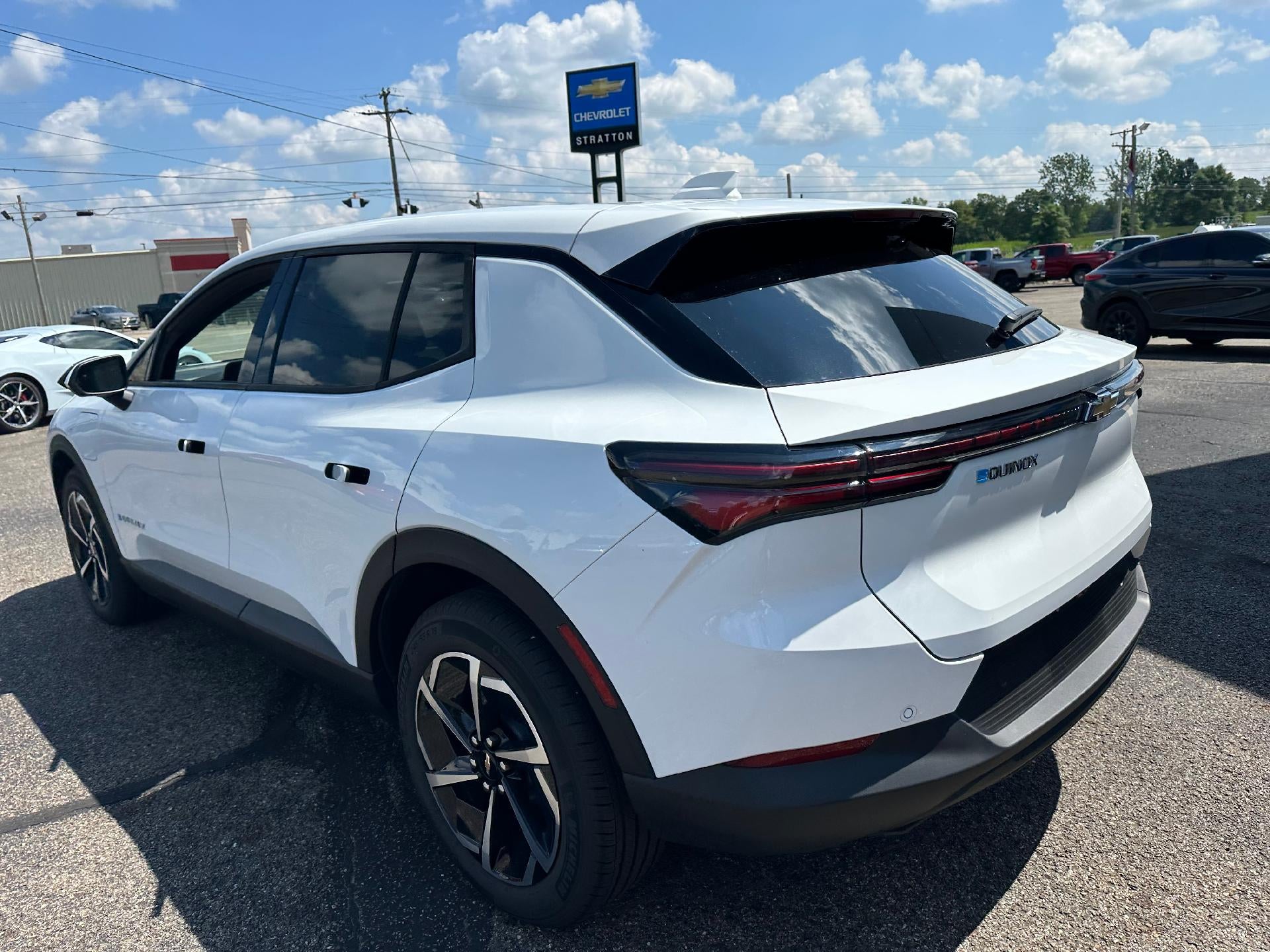2026 Chevrolet Equinox EV 1LT - Photo 9
