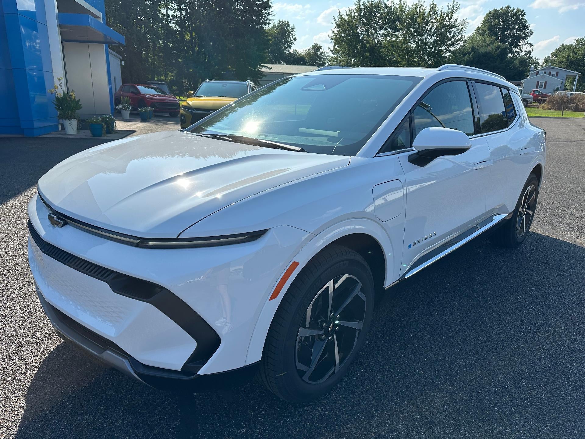 2025 Chevrolet Equinox EV LT