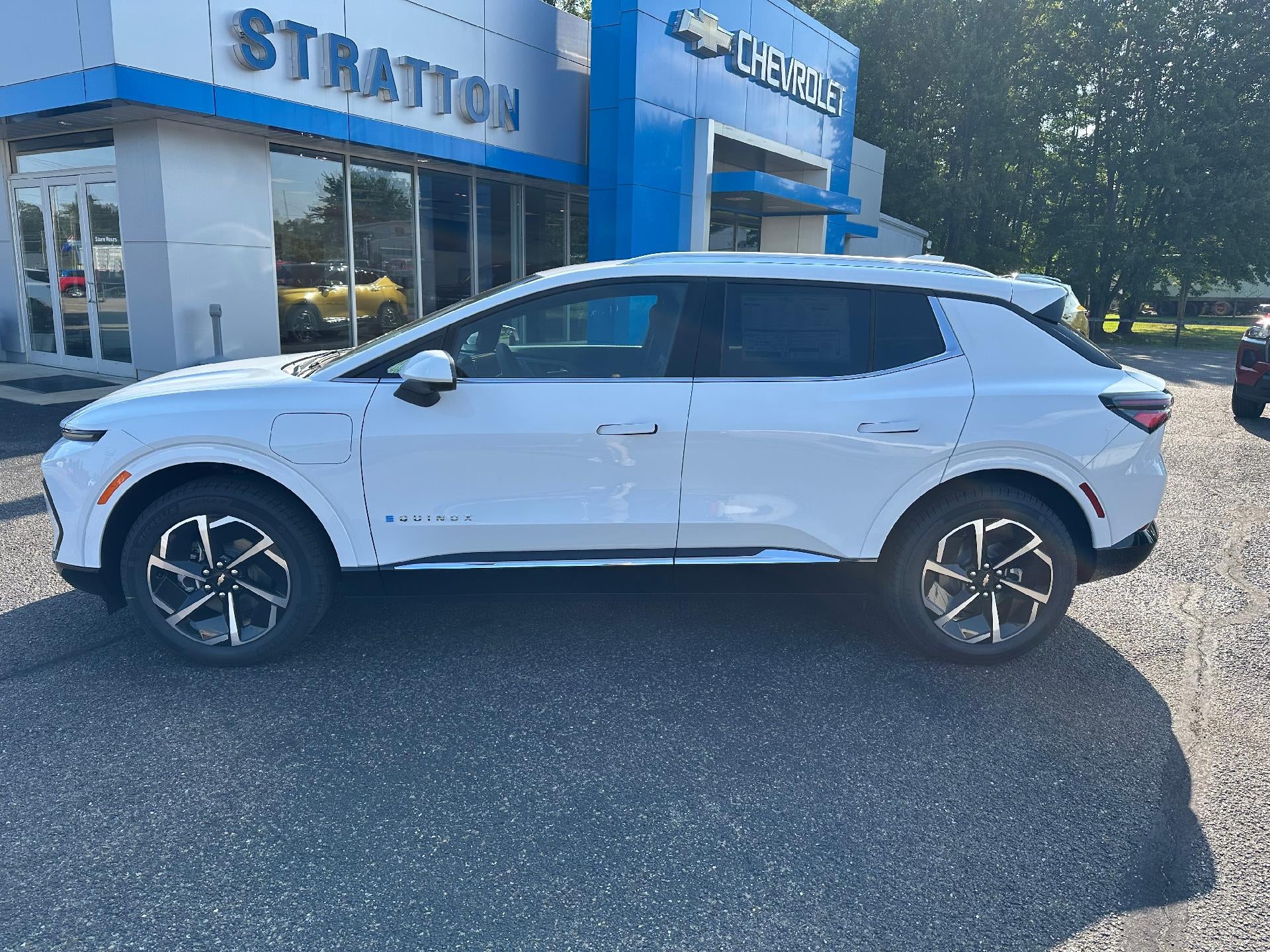 2025 Chevrolet Equinox EV LT
