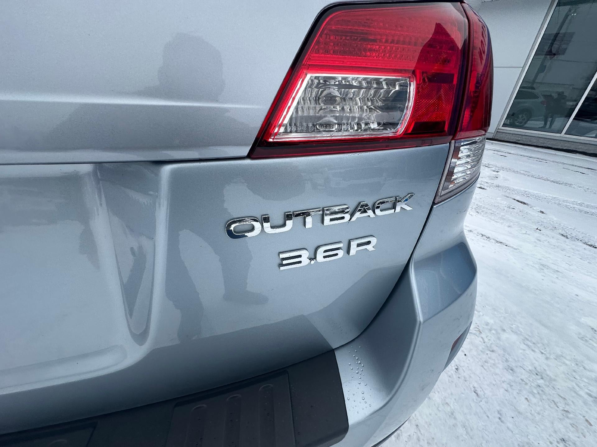 2014 Subaru Outback 3.6R Limited